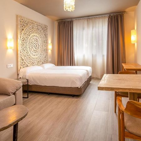 Apartamentos Sevilla Este By Qhotels Екстер'єр фото