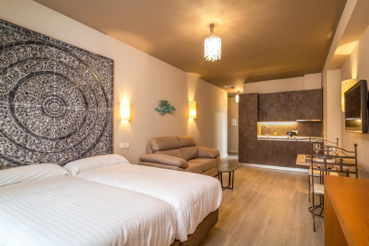 Apartamentos Sevilla Este By Qhotels Екстер'єр фото